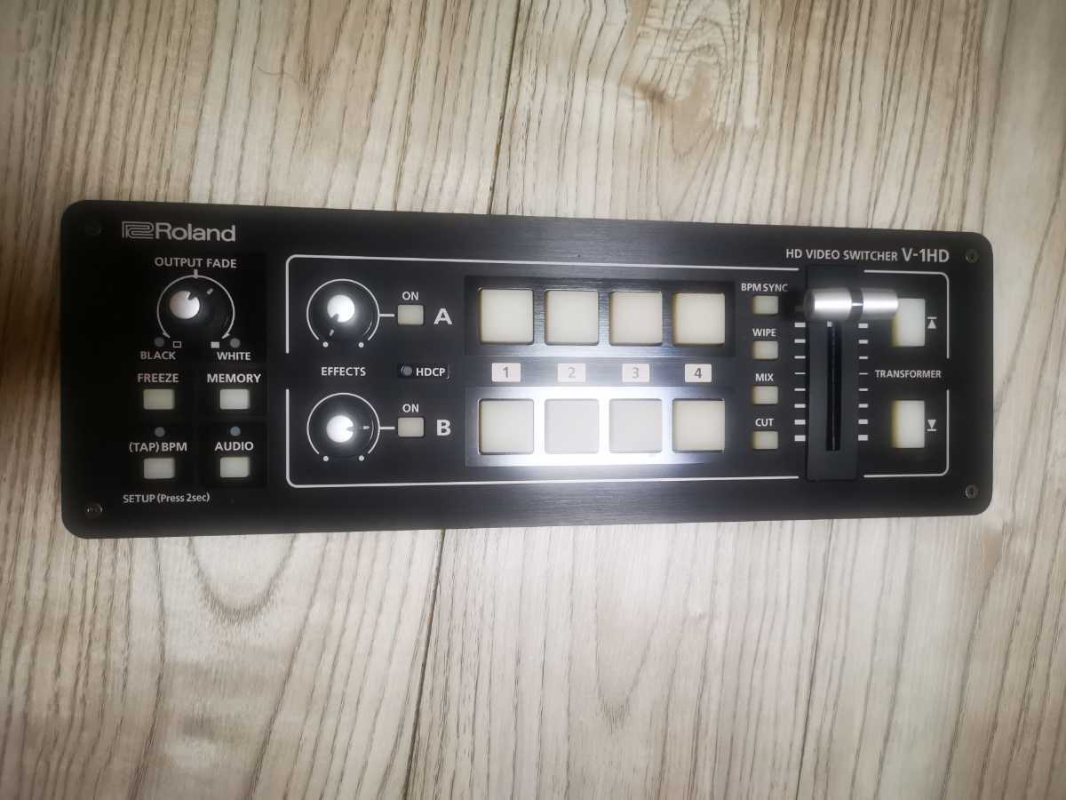 新発売】 Roland V-1HD 【VJ ビデオミキサー スイッチャー 映像 
