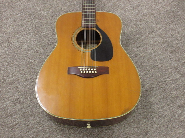 FG-230 Yamaha acoustic 12-string label red Rare guitar. vintage