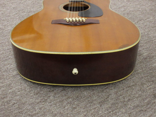 FG-230 Yamaha acoustic 12-string label red Rare guitar. vintage