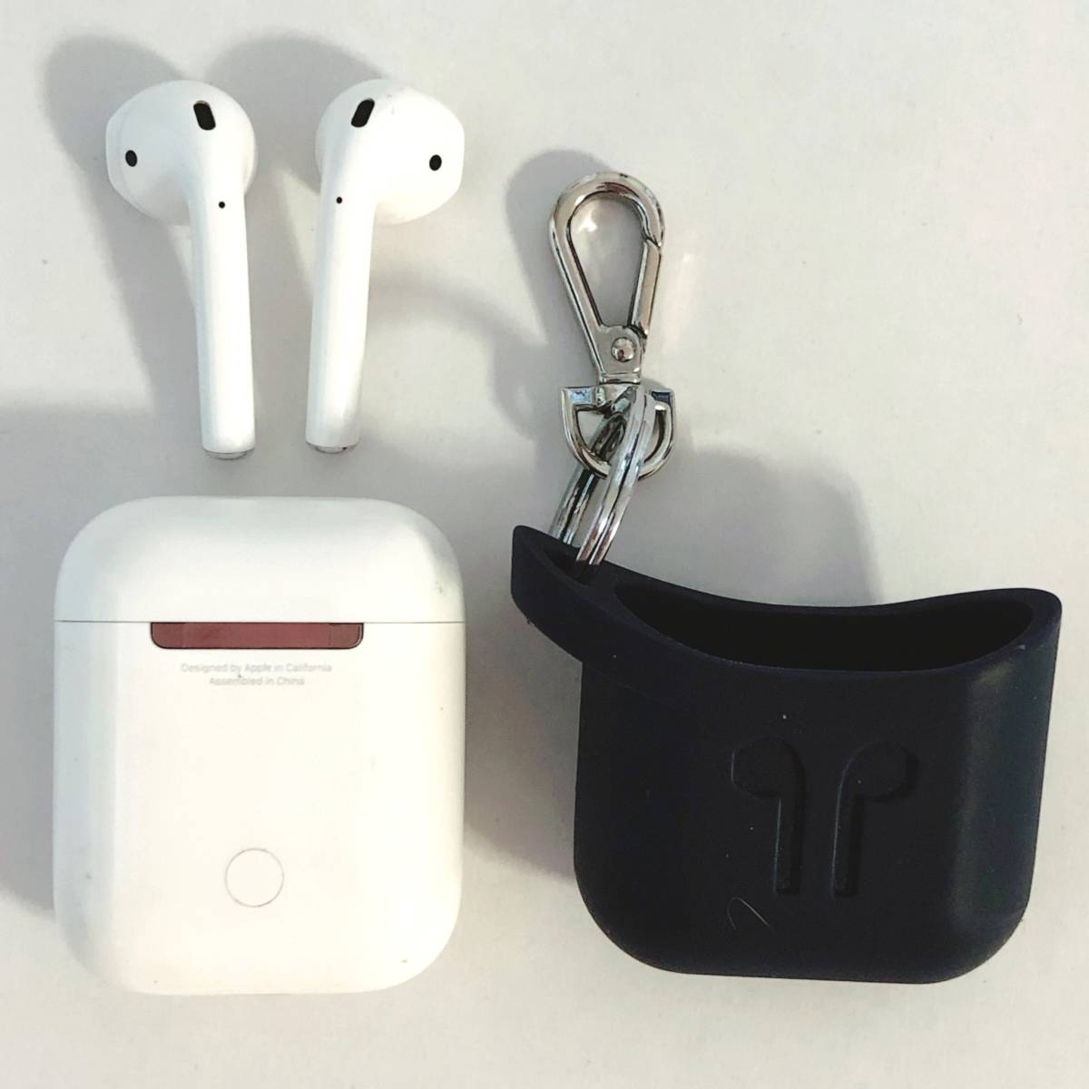 売り出し一掃 【カバー付き】第1世代 Apple エアーポッズ AirPods 充電