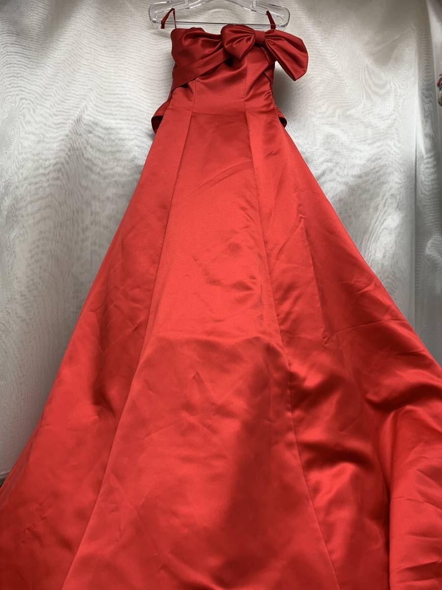 08 キュート 真っ赤なドレス カラードレス ウェディングドレス リボン 7tサイズ 赤 売買されたオークション情報 Yahooの商品情報をアーカイブ公開 オークファン Aucfan Com