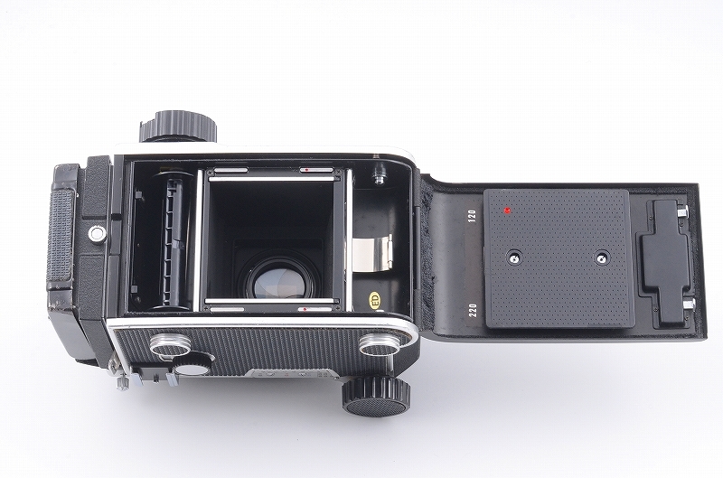 Mamiya C220 80mm Lens with Camera | TLR Mamiya-Sekor f2.8 &amp