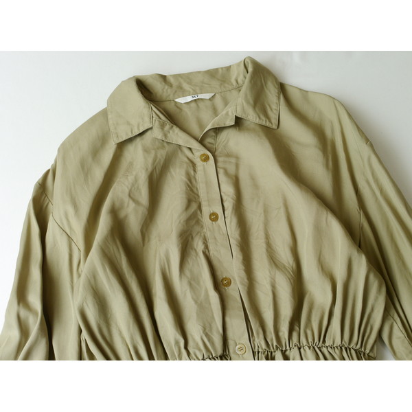 スライ Sly 着るだけ こなれ見え 秋顔 ヘム シャツ ワンピース ベージュ 羽織り にも ワンピース 売買されたオークション情報 Yahooの商品情報をアーカイブ公開 オークファン Aucfan Com
