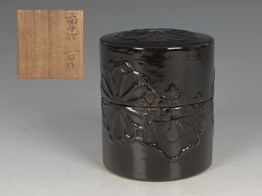 SALE，人気SALE 昔の夢 o73 時代 一閑貼 菊中次 合箱 茶道具/漆芸(棗)｜売買されたオークション情報、yahooの商品情報をアーカイブ公開 - オークファン 棗