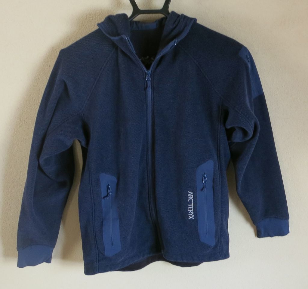 大得価，100%新品 ARC'TERYX アークテリクス パーカー コート ジャケット Sサイズ 青 ブルー(Sサイズ以下)｜売買されたオークション情報、yahooの商品情報をアーカイブ公開 - オークファン 男性用