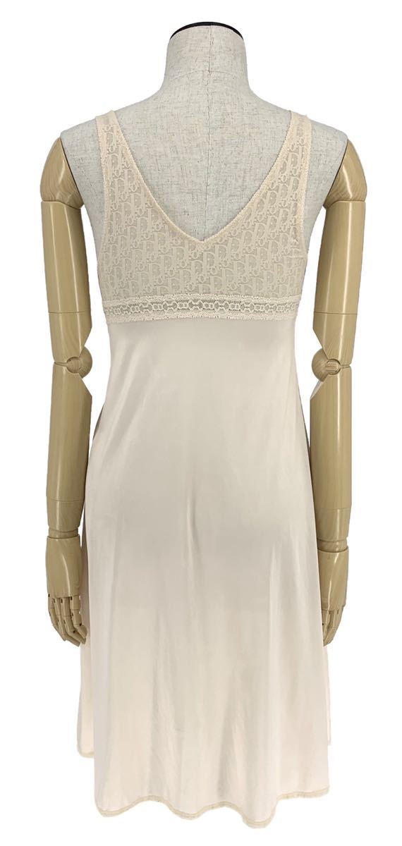 Christian Dior スリップ ワンピース トロッター ベージュ ワンピース ロング 売買されたオークション情報 Yahooの商品情報をアーカイブ公開 オークファン Aucfan Com