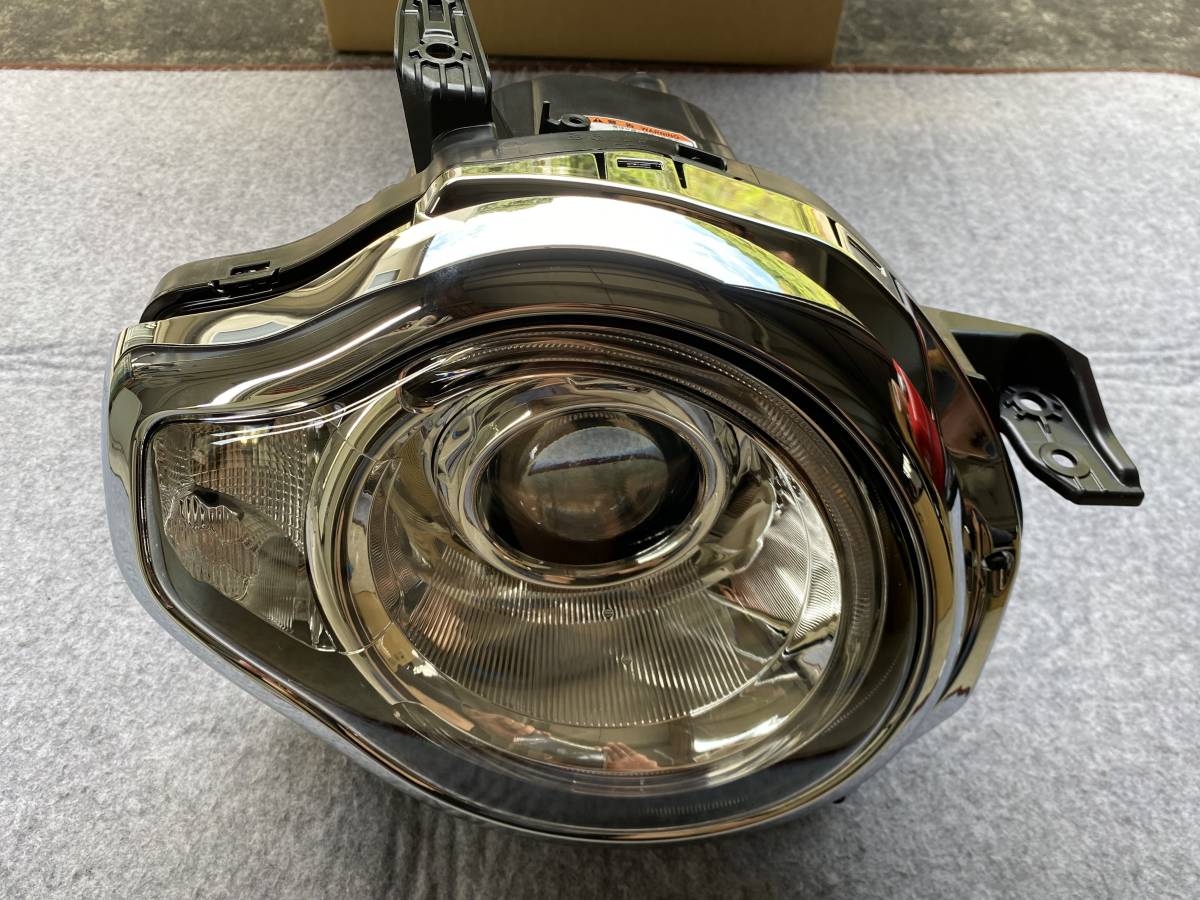ハスラー MR31S MR41S スズキ HID 右 ヘッドライト ヘッドライトの通販
