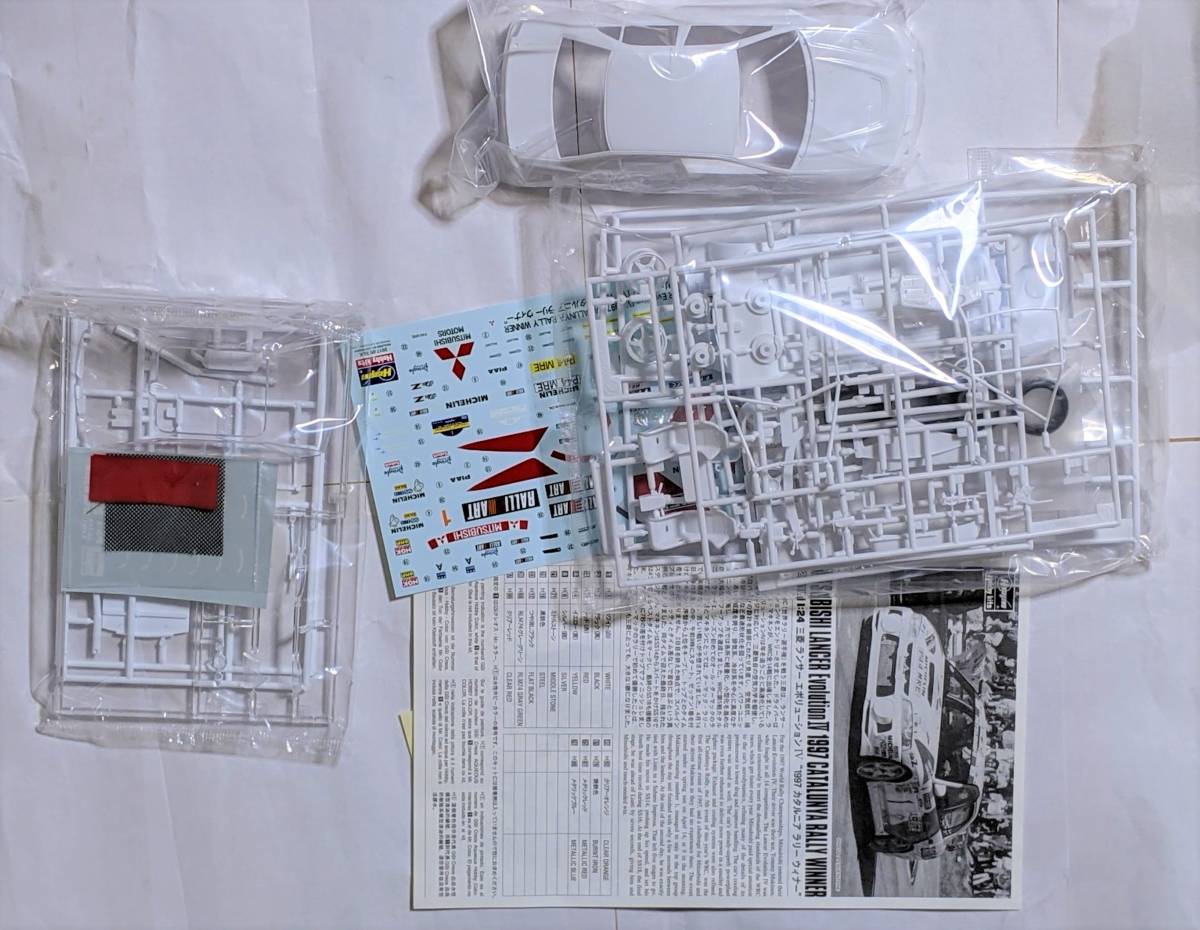 安さの秘密 1/24 三菱 ランサー エボリューション IV 1997 カタルニア