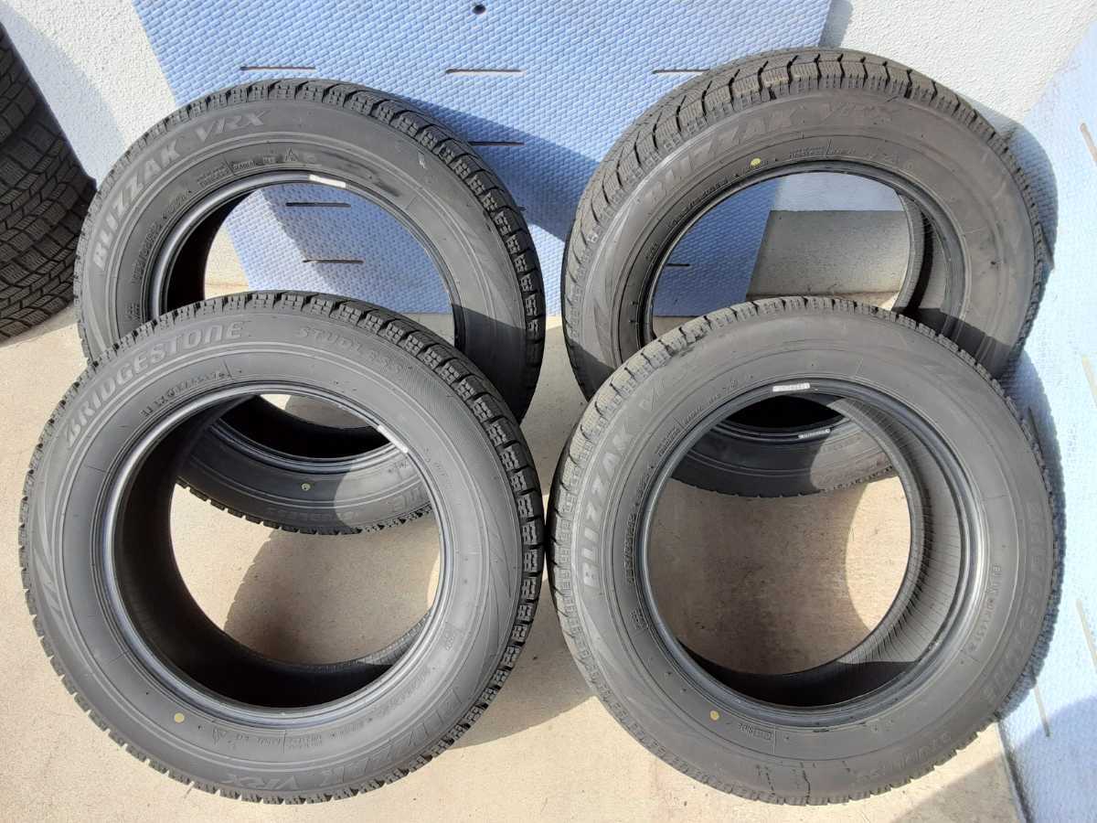 ブリヂストン BLIZZAK VRX185/65R15 4本セット2018年製造と2017年製造