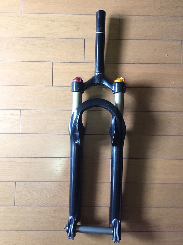 驚きの破格値，低価 ROCKSHOX サイロ 20mmアクスル(サスペンションフォーク)｜売買されたオークション情報、yahooの商品情報をアーカイブ公開 - オークファン サスペンションフォーク