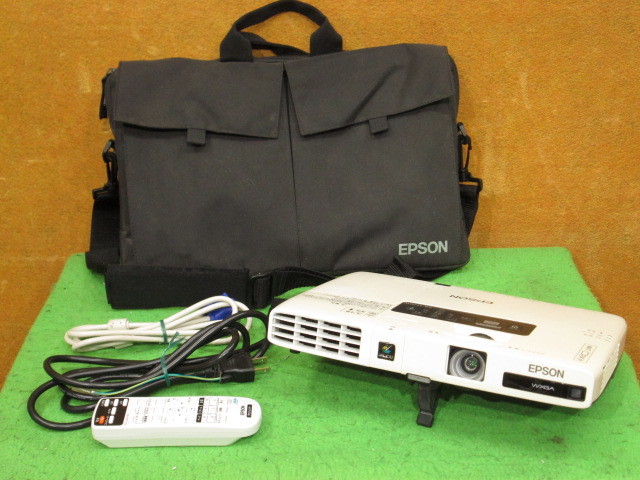 Projector Epson EB-1776W 3000 Lumens - Home Appliances [A08962