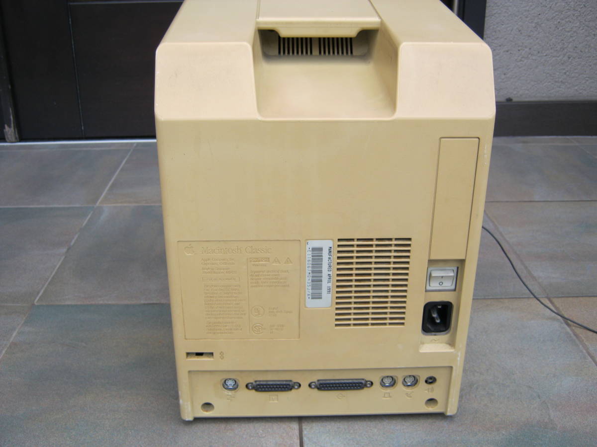 Macintosh Classic ジャンク品 MacintoshClassicジャンク本体+電源