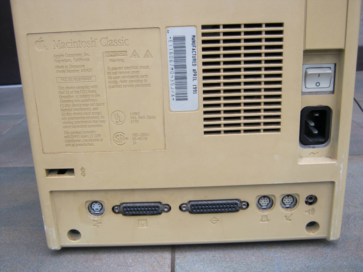 Macintosh Classic ジャンク品 MacintoshClassicジャンク本体+電源