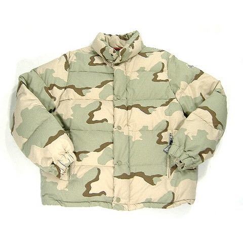 超希少 MONCLER（モンクレール）×JUNYA WATANABE（ジュンヤワタナベ