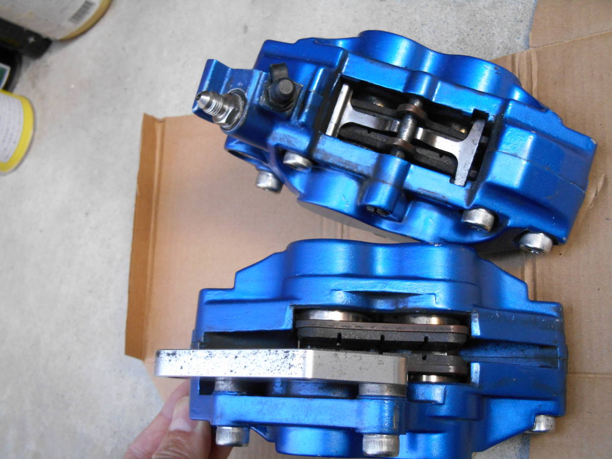 ゼファー750用NSR流用フロントブレーキキャリパー左右セット・4 