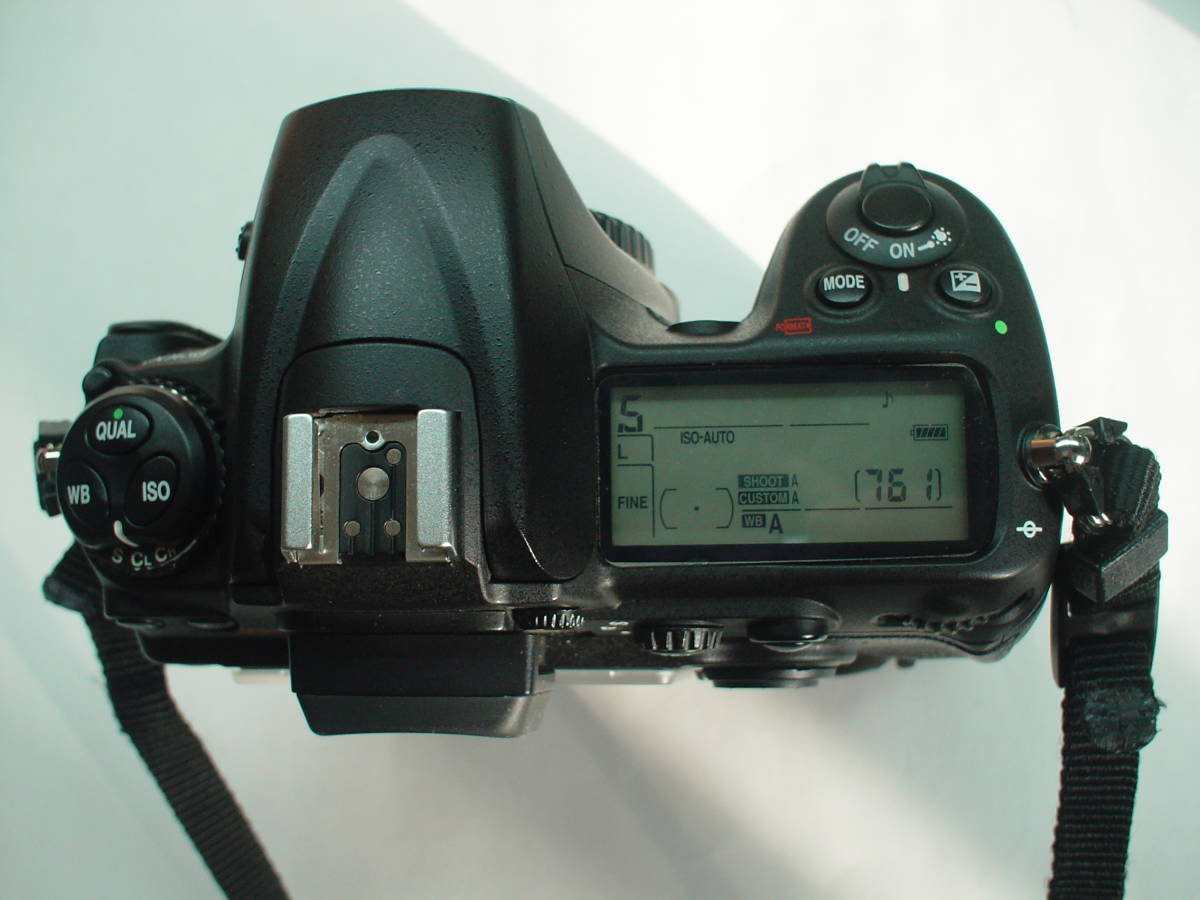 MB-D10 Nikon バッテリーグリップ ニコン D300 D300⁄D700⁄D300S用 公式 