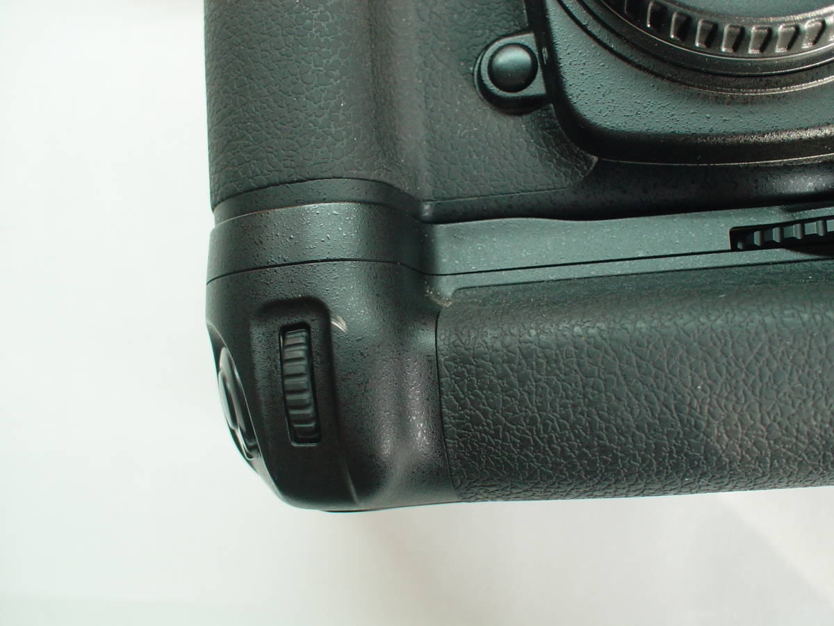 MB-D10 Nikon バッテリーグリップ ニコン D300 D300⁄D700⁄D300S用 公式 