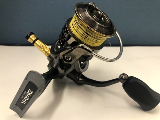 新作，人気 DAIWA ダイワ LUVIAS スピニングリール 15 ルビアス(ダイワ)｜売買されたオークション情報、yahooの商品情報をアーカイブ公開 - オークファン ダイワ