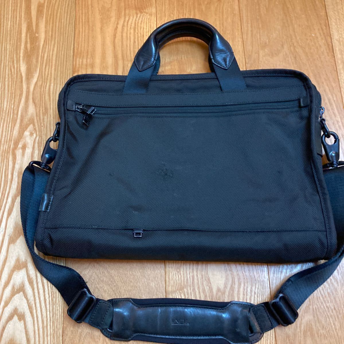美品！■TUMI トゥミ アルファスリムデラックスポートフォリオ 2wayショルダーブリーフバッグ 26101DH ビジネスバッグ 激安■送料無料！