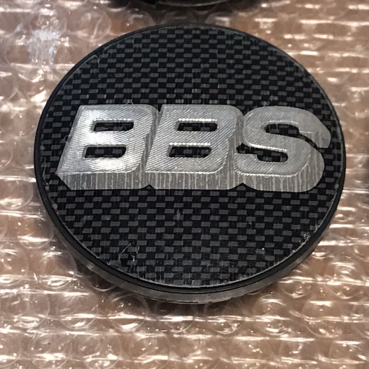 送料込み】BBS センターエンブレム カーボンシルバー 幅70㎜ リング付 