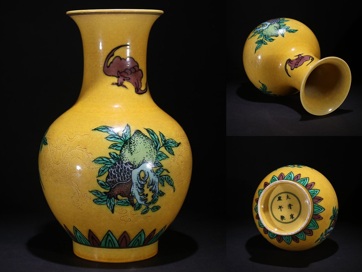 中国古美術・旧蔵の磁器・三足奐・18x13cm・置物・書道・文房具・稀少品・賞物 時代物 陶磁器 素三彩蝙蝠三多紋賞瓶 康熙年銘 清時代 手彫り 文房具