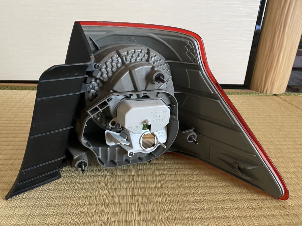 トヨタ クラウン アスリート GRS180/GRS181/GRS184 18系 後期 テール