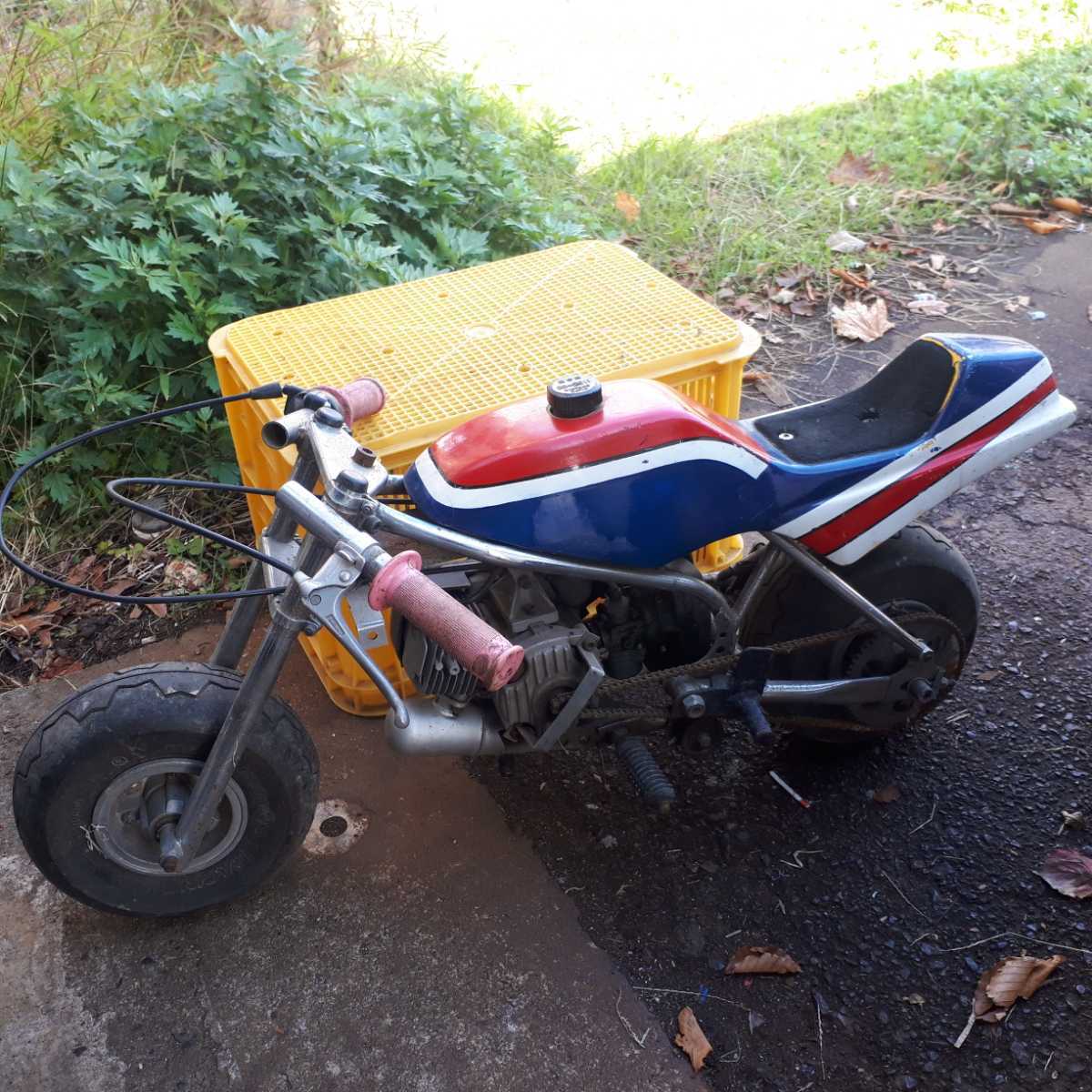 ポケバイ レストアベース - 部品取り エンジン 49cc ポケットバイク 本体 : モトクロス GP リコイルスターター モデル名不明 メーカー メルカリ ポケバイ(車体)の中古品・新品
