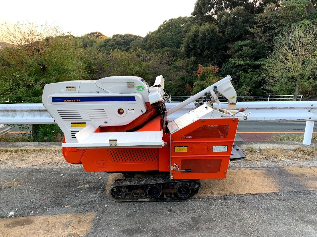 KUBOTA クボタ MK300 ハーベスター 全自動脱穀機 ☆クボタ MK300 自動脱穀機 5.8馬力 KUBOTA・コンバイン 農業機械