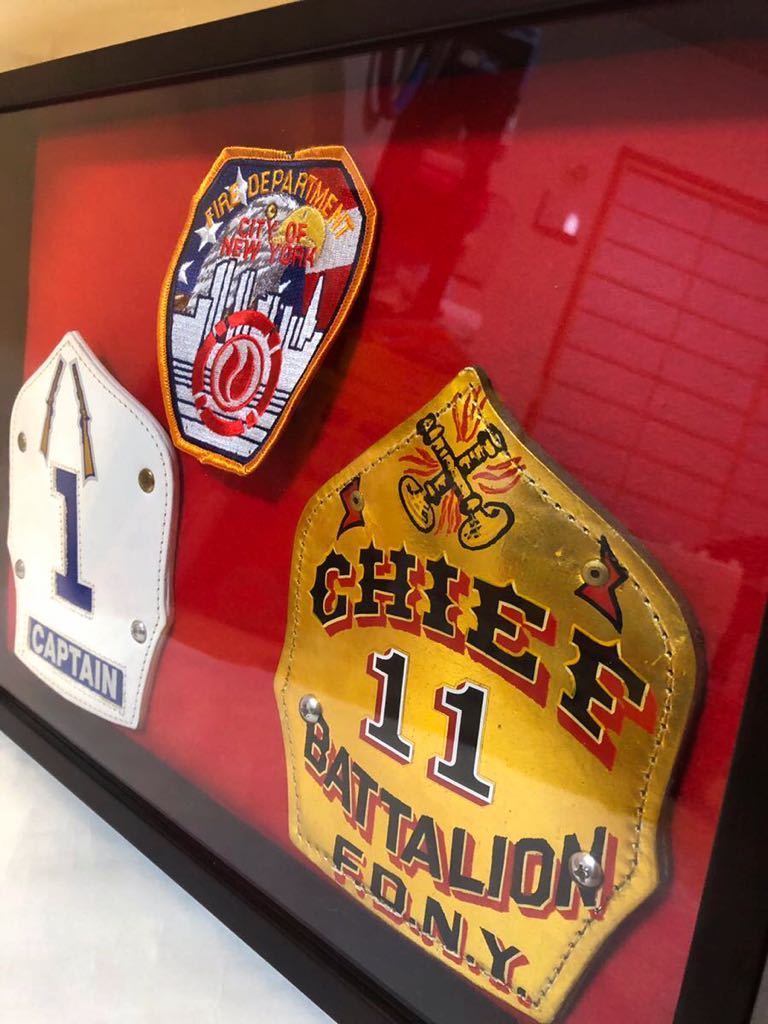 実物】FDNY ニューヨーク市消防局 消防ヘルメット フロントピース他