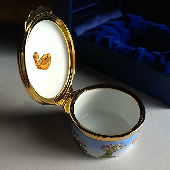 HALCYON DAYS ハルシオンデイズ　ディズニー　白雪姫　エナメルボックス HALCYON DAYS ENAMELS ハルシオン・デイズ・エナメル 白雪姫&七人の小