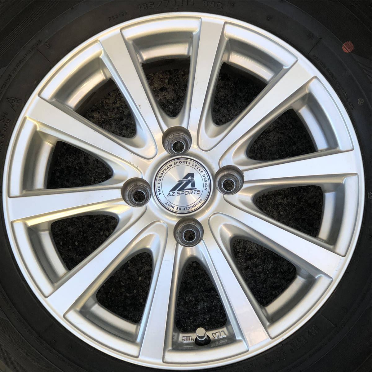AZ sports 14インチホイール DUNLOPスタッドレス AZ SPORT ダンロップ DSX-2 185/70R14 4本セット 2015年 8-9部山 INTER