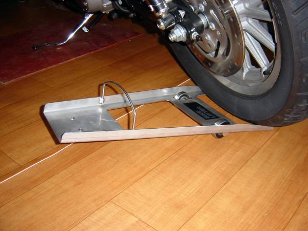自宅の倉庫で便利なバイクリフターは、皆がご愛用! ,簡単大型バイク