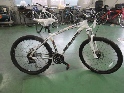『現地引取、現金払い限定』高槻市の放置自転車対策リサイクル販売　№１　Bianchi（KUMA)_3