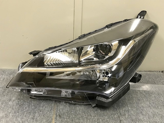 ヴィッツ NCP131 中期 RS LED 純正 左ヘッドライト/左ヘッドランプ