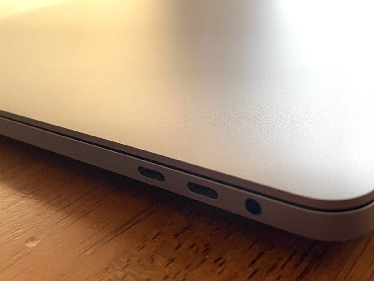 美品】Mac Book Pro 16インチ core i7 16GB SSD512GB Apple MacBook 