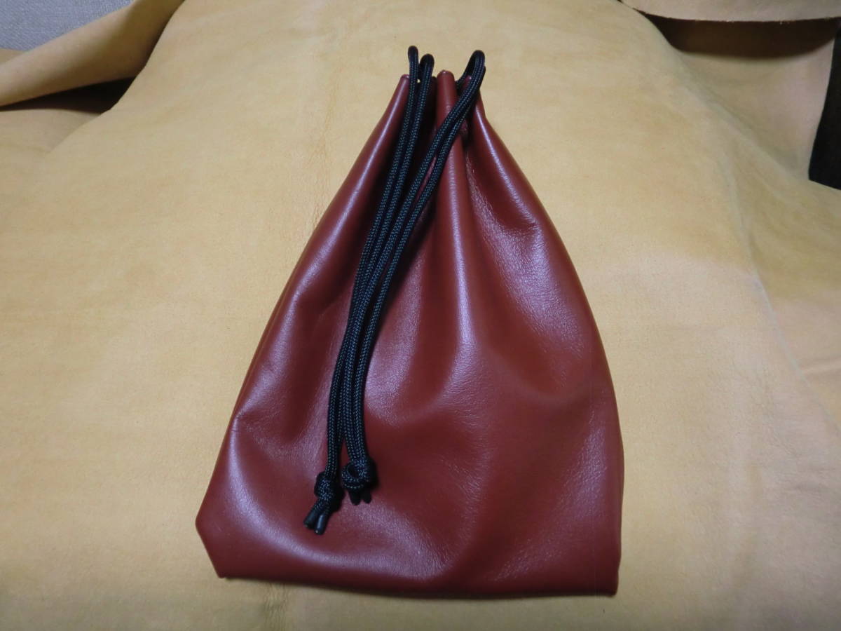 信玄袋 印伝 鹿革の通販 受注生産品 甲州印伝 ≪ 印傳屋 ≫ 0 ［しん 腰袋 大人の本物志向の印伝信玄袋２０１９・２種｜信玄袋と合切袋の違いは | 印伝信玄袋・シルク印伝信玄袋の通信販売 紳士 粋な大人の印伝信玄袋2018｜雀踊り（すずめおどり）、蜻蛉（勝ち虫