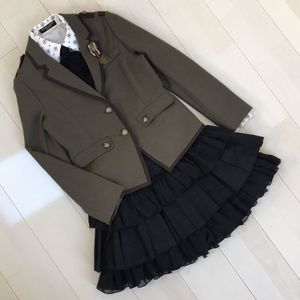 女の子 スーツ 卒業式のヤフオク の相場 価格を見る ヤフオク の女の子 スーツ 卒業式のオークション売買情報は9件が掲載されています