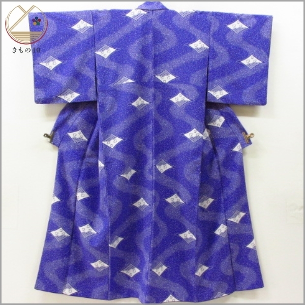 着物10 1円 化繊 踊り着物 波 千鳥 松葉 大小霰 胴抜き 身丈154cm 裄64cm 同梱可 女性和服 着物 売買されたオークション情報 Yahooの商品情報をアーカイブ公開 オークファン Aucfan Com