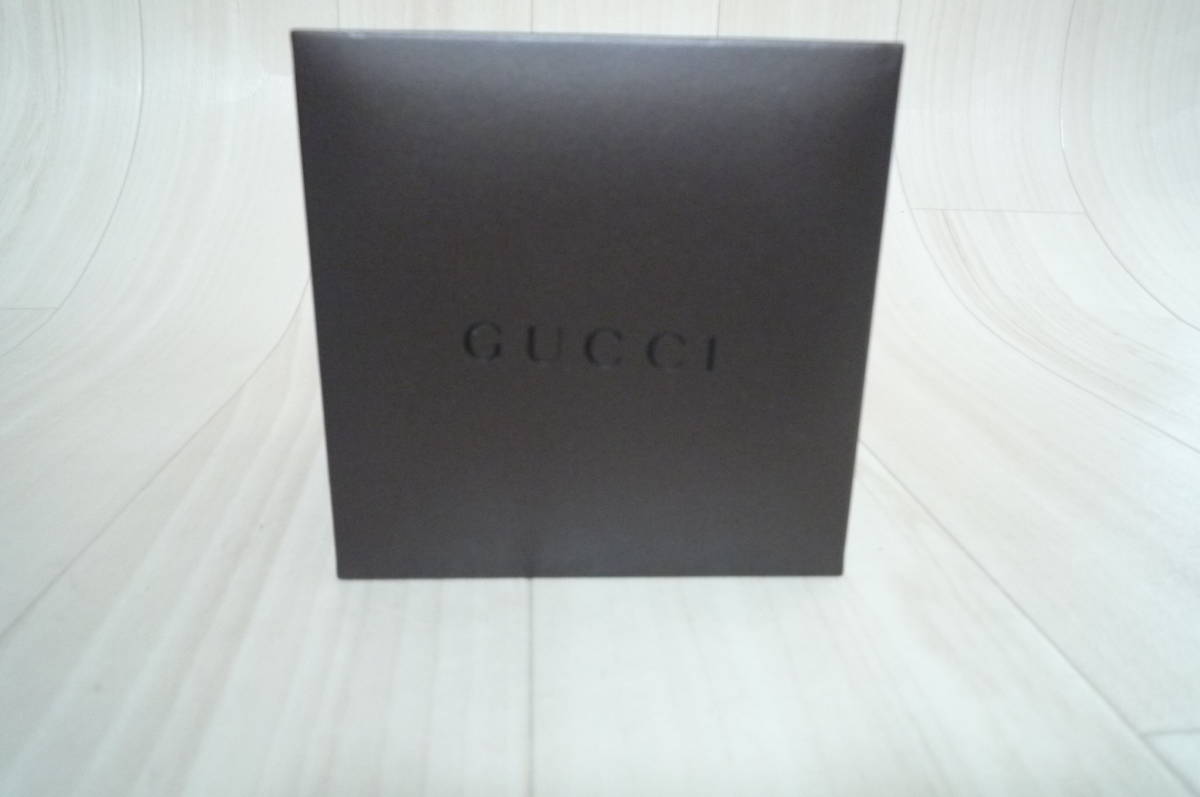 GUCCI ☆グッチ ・腕時計 ・空箱 ・保証書 説明書 カード付☆ウォッチ