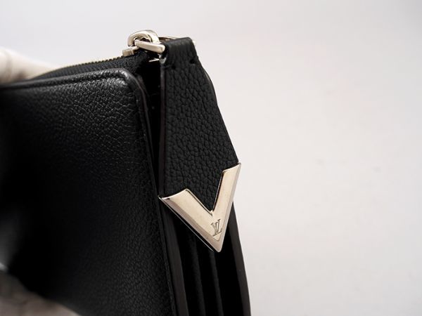 □【使用わずか】ルイヴィトン Louis Vuitton ポルトフォイユ コメット