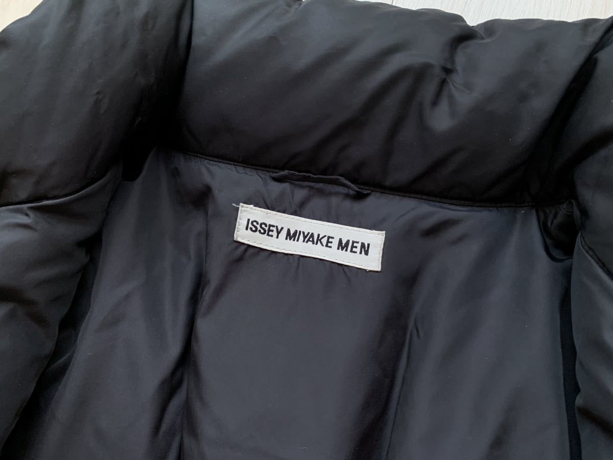 希少 ISSEY MIYAKE MEN オーバーサイズ ダウン ジャケット 3 ブラック 
