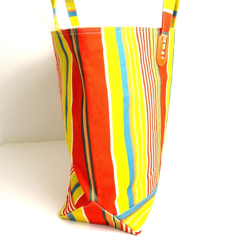 Nomadis ノマディス Arles 高耐久コットンキャンバス マルチストライプ柄 トートバッグ ショッピングバッグ 黄 Xl 052 Bus3495a キャンバス 帆布 売買されたオークション情報 Yahooの商品情報をアーカイブ公開 オークファン Aucfan Com