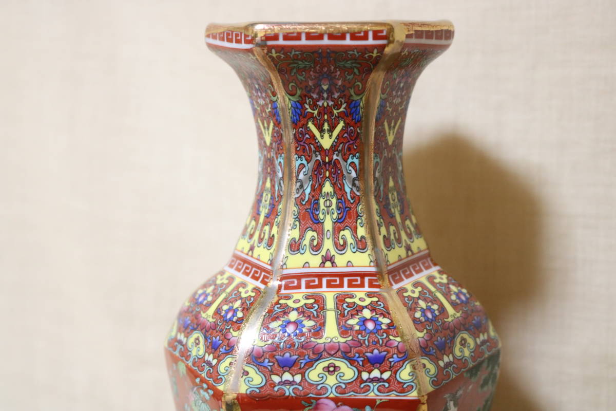 花瓶 CL07 琺瑯彩花鳥六方景徳鎮花瓶｜輸入マート 乾隆王朝 東京