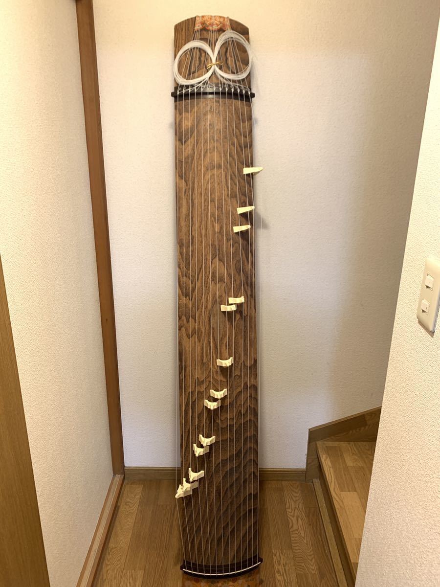 琴 13弦 和楽器 くり甲 すだれ彫り 箏 玉縁包み 紅木 十三