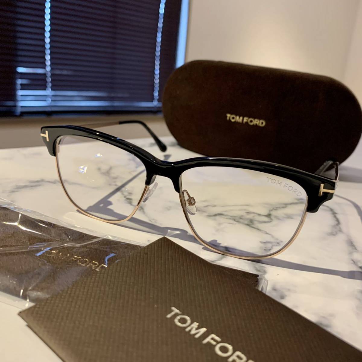 確実正規 新品 トムフォード TF5546 FT5546 001 眼鏡 サングラス tomford メガネ ブルーライトカット safari ロンハーマン 