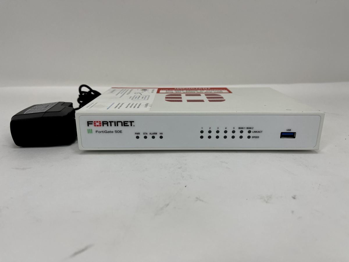 【中古】Fortinet Fortigate 50E 工場出荷初期化済み(122)ライセンス・サポート 2022/06/22まで ファームV6.2.7