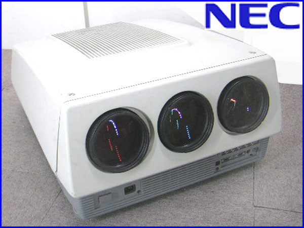現状渡し[NECマルチシンクプロジェクターPJF-300CG70]3管式三管(本体