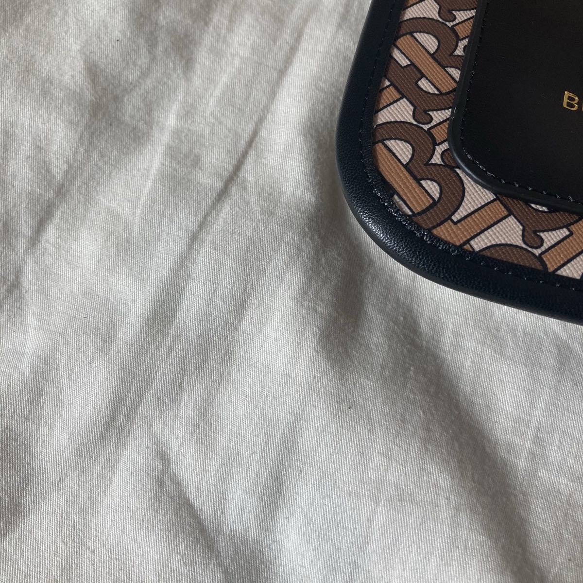 美品 Burberry バーバリー ショルダーバッグ ポシェット サコッシュ TB 