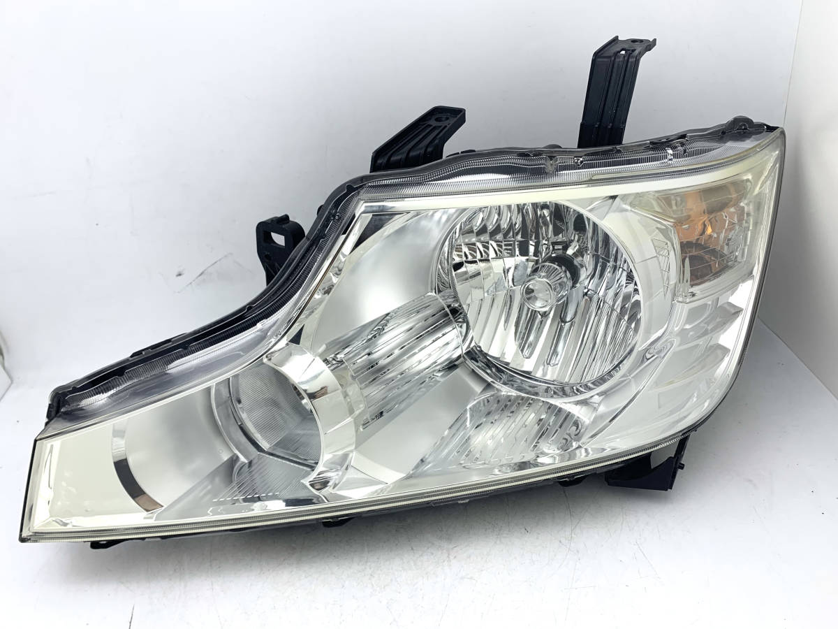 トヨタ エスティマ AHR20W テールランプ セット 中古 ICHIKOH 28-196 L