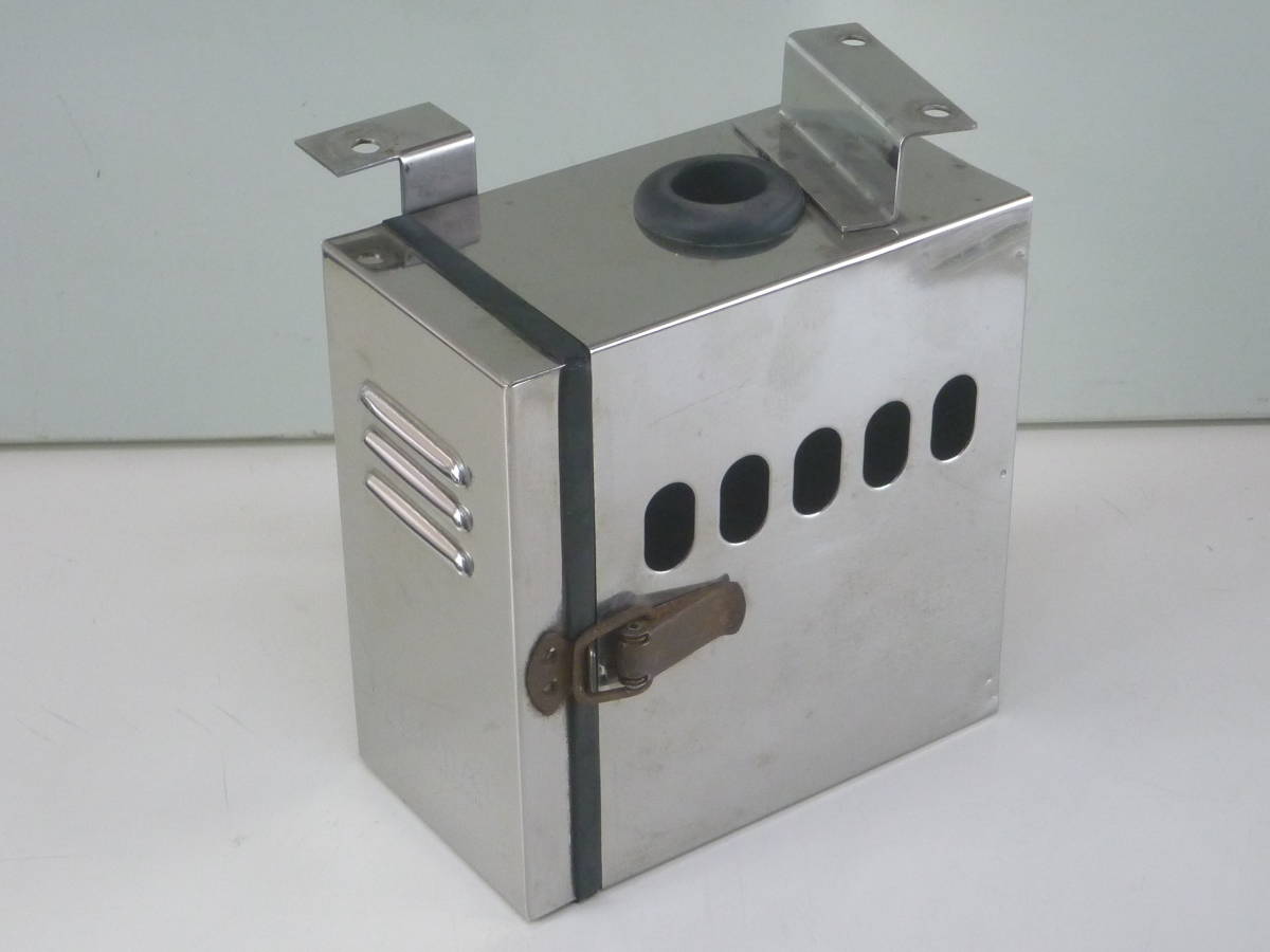 SR400 1JR バッテリーケース ペイトンプレイス C31B04